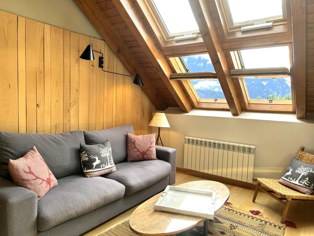 Atic De Luxe I Rustic A Esterri D'Aneu By Rural D'Aneu Zewnętrze zdjęcie